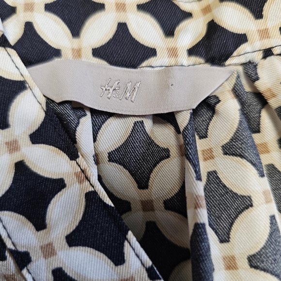 H&M Balloon Sleeve Raglan Womens Loose Baggy Blouse - Picture 2 of 15